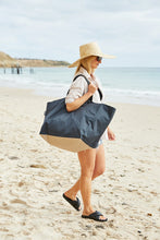 Load image into Gallery viewer, Big base - Navy/Sand
