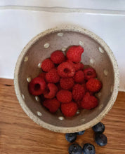 Load image into Gallery viewer, Berry Colander